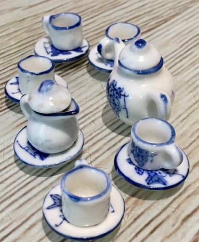 China dolls house - dolls, tea