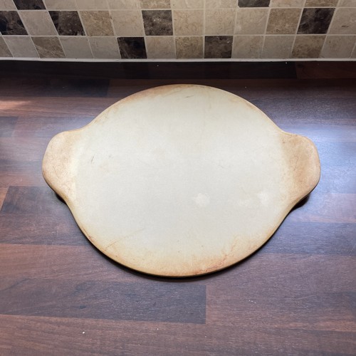 Pampered chef large pizza - large,