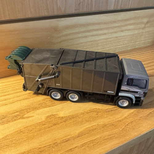 Man bin lorry - man,