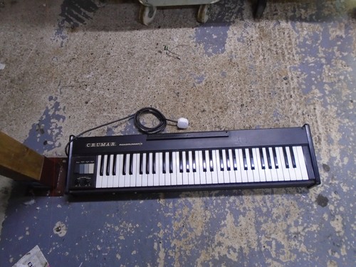 Crumar roadrunner keyboard - 2,