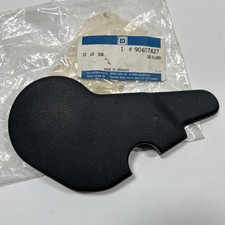 Vauxhall Cavalier (Right Side)