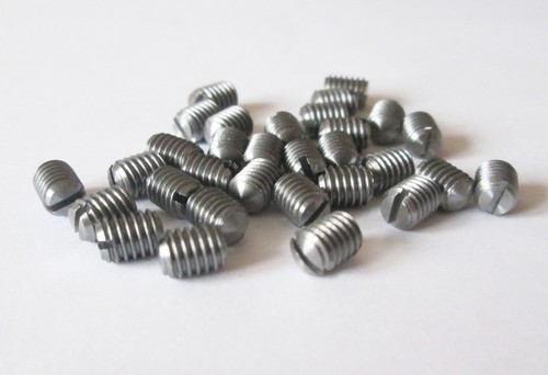 Steel slotted grub screws - ba,