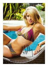 HOLLY WILLOUGHBY AUTOGRAPH