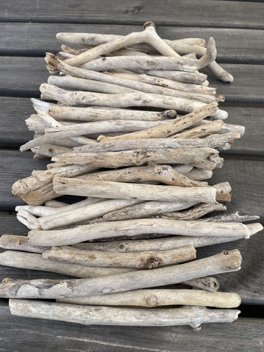 Small straight driftwood - straight,