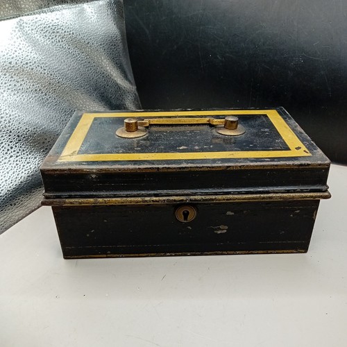 Vintage metal cash - vintage,