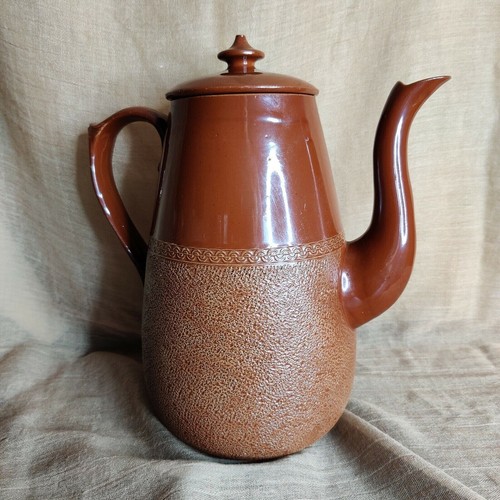 Cute vintage large teapot - large, with