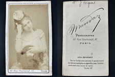 Mandar, Paris, Jeanne