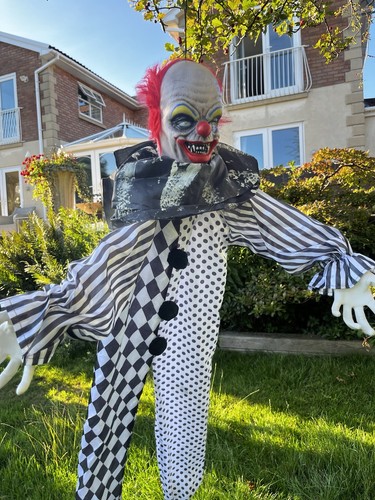 Light talking scary clown - up,,