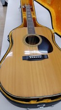 MORRIS W-40 Vertical Logo Acoustic Guitar