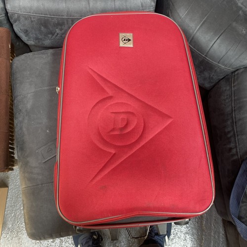 Dunlop wheeled travel case - dunlop,