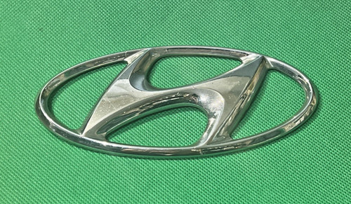 Hyundai vintage car badge - vintage,