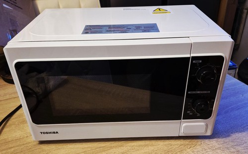 Toshiba 800 l microwave - toshiba,