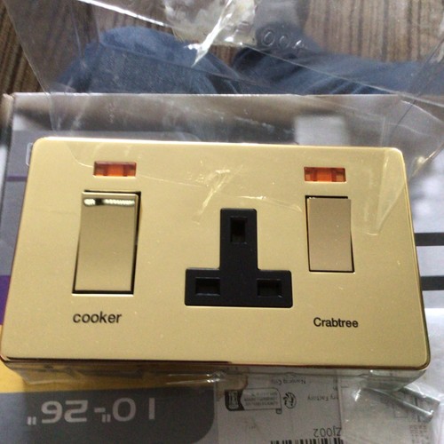 Polished brass effect - brass,