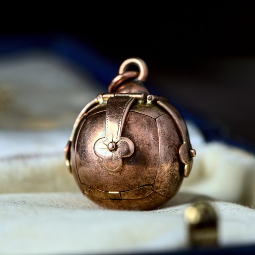 Antique english gold - antique, 9k