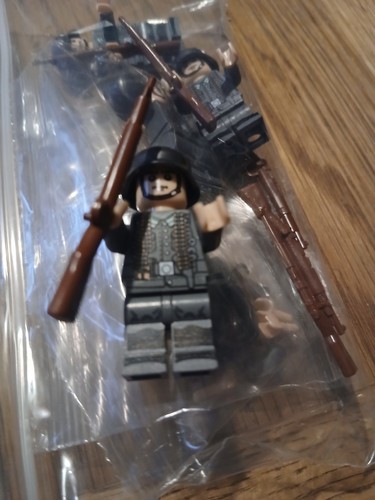 Lego minifigures army - x,
