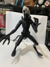 1996 12 inches Aliens Alien  Queen Action Figure Kenner 
