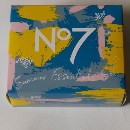 Boots no7 summer essentials - boots,