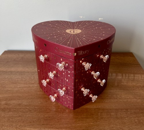 Charlotte tilbury christmas - charlotte,