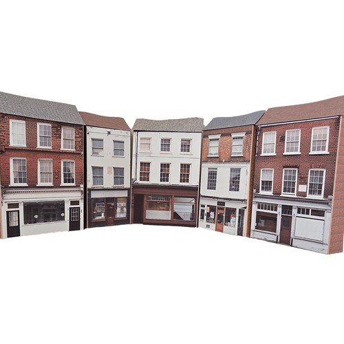 Gauge low relief town - ho,
