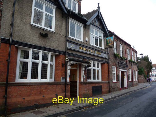 Photo 6x4 the minster inn - inn, and
