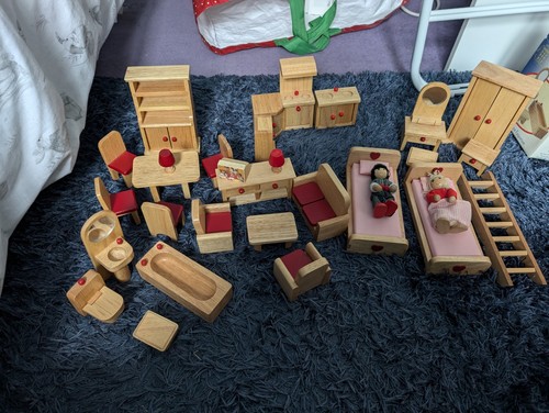 The dolls house emporium - dolls,