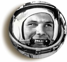 YURI GAGARIN BADGE BUTTON PIN (Size 1inch/25mm diameter) SOVIET COSMONAUT USSR