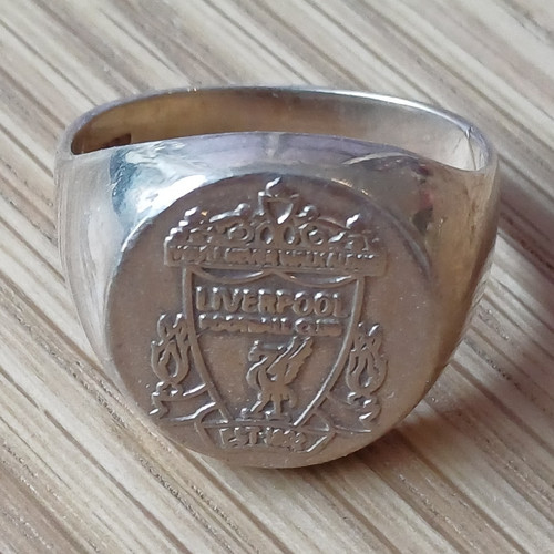 Liverpool crest signet ring - crest,