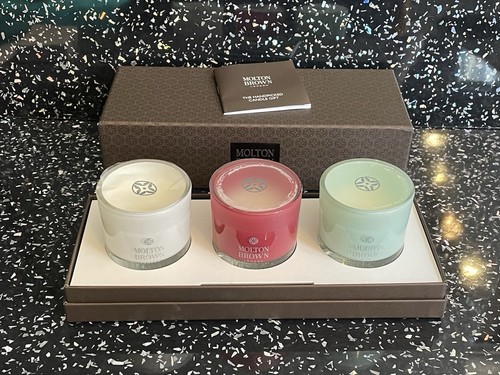 Molton brown candle gift set - gift, 3