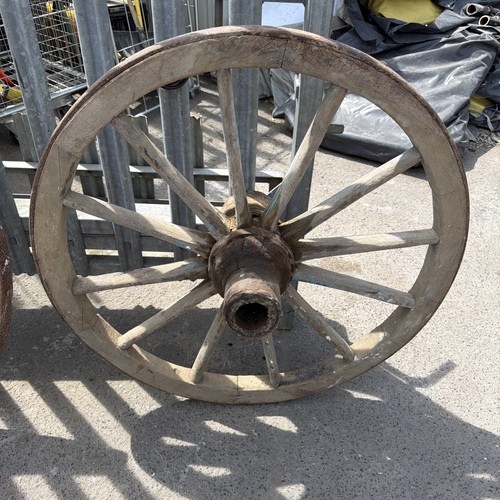 Vintage old wooden - wooden, wagon