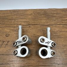 ONZA Cracked Vintage Mountain