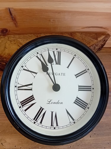 Newgate wall clock black metal - wall,