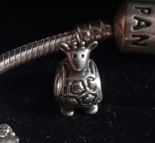 Brand new pandora giraffe - pandora,