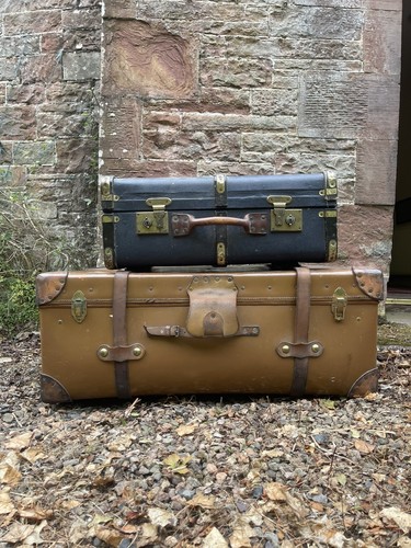 Vintage wooden travel - travel, trunk
