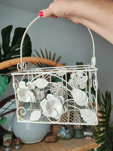 Vintage cream metal wire - vintage,
