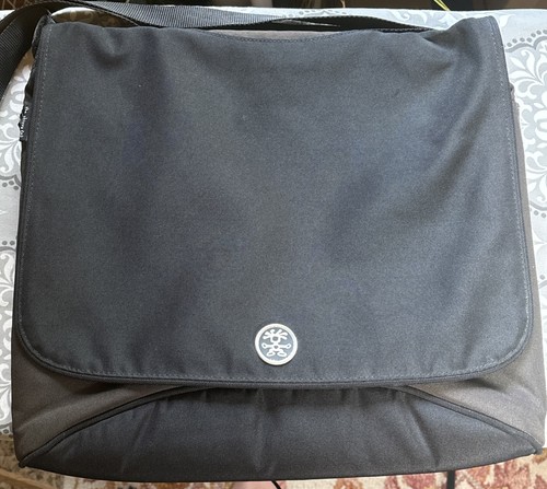 Crumpler the skivvy large - crumpler,
