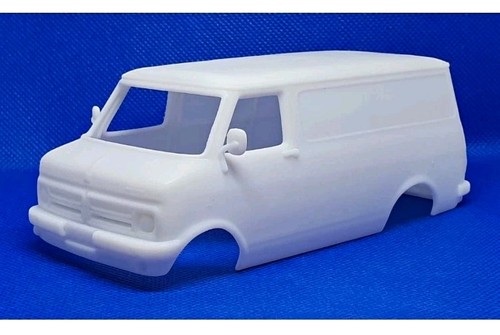 Resin slot car - slot, body