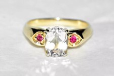 Goshenite & Red Spinel Colourless Aquamarine Ring 9ct Gold (3.50g) Size N/7