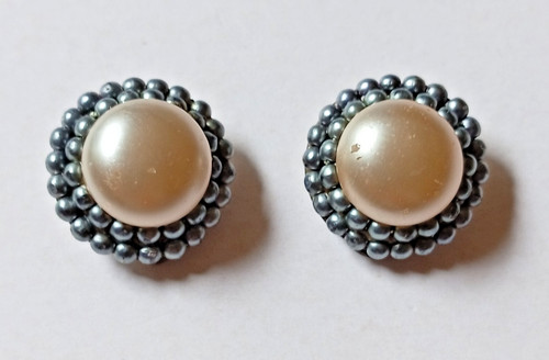 Vintage faux pearl clip - vintage,