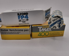 OUT OF DATE KODAK & ILFORD BLACK & WHITE 120 + 127 ROLL FILM 2134