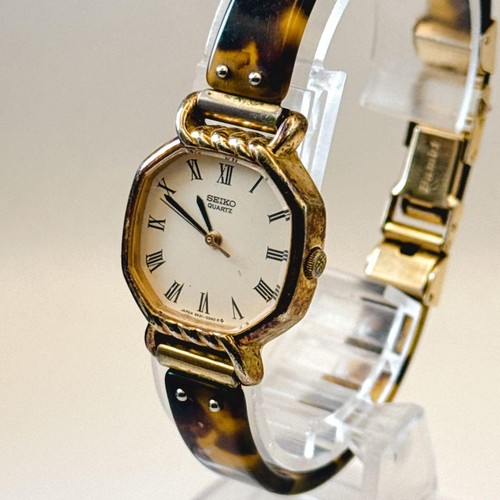Seiko quartz octagonal - quartz,