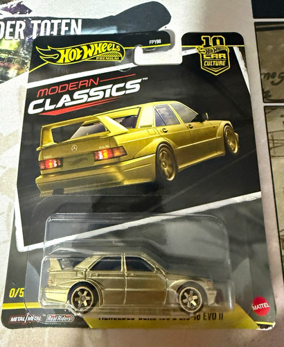 Hot wheels modern classics - hot,
