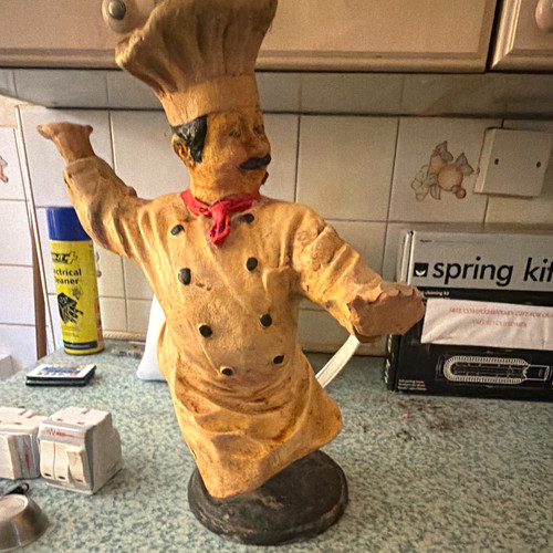 Freestanding chef figurine - chef,