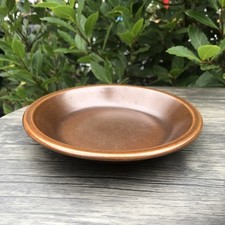 Wedgwood Brown Sterling Bowl Oven to Table In Excellent Condition, 8”