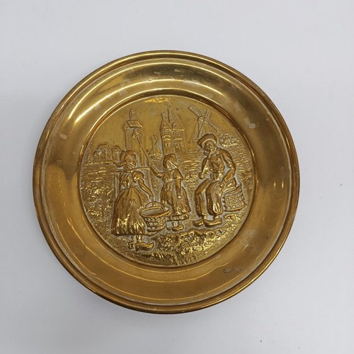 Vintage brass wall plaque - vintage,