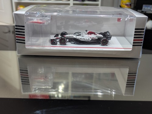 Spark red bull - 1/43, honda