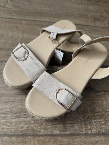 Peacocks sandals size new - sandals, 5
