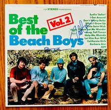 THE BEACH BOYS~Brian Wilson & Mike Love Signed BEST OF VOL. 2 Album~Near Mint