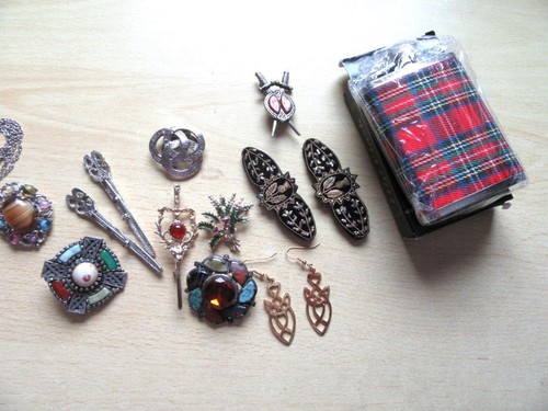 Lot scottish jewellery kilt - lot,