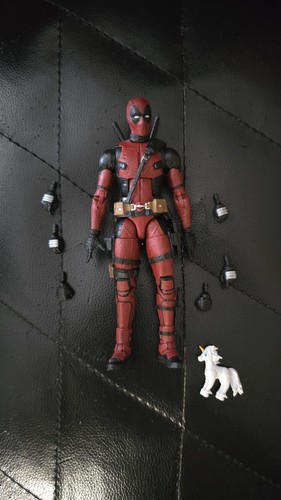 Marvel legends series deadpool - marvel,