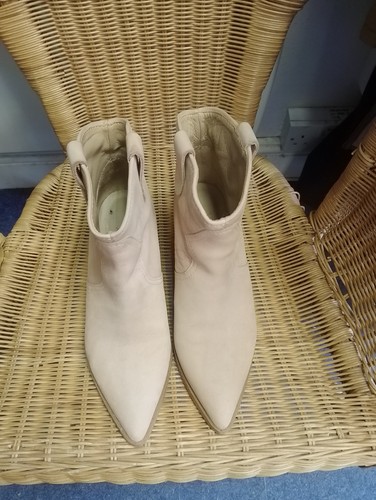 Worn once gino rossi cream - once,